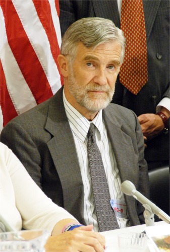 Raymond McGovern, "The 9/11 report is a joke. The question is: What&rsquo;s being covered up? Is it gross malfeasance, gross negligence, misfeasance?"